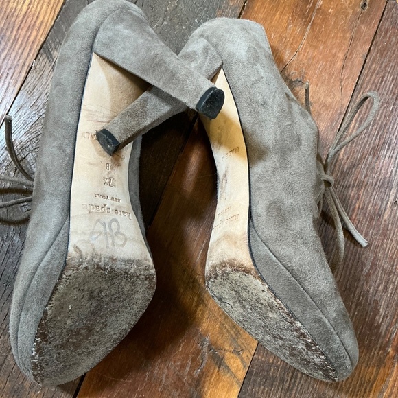 Kate Spade New York Karmela Taupe Suede Booties Made in Italy Size 7.5 - Picture 7 of 9